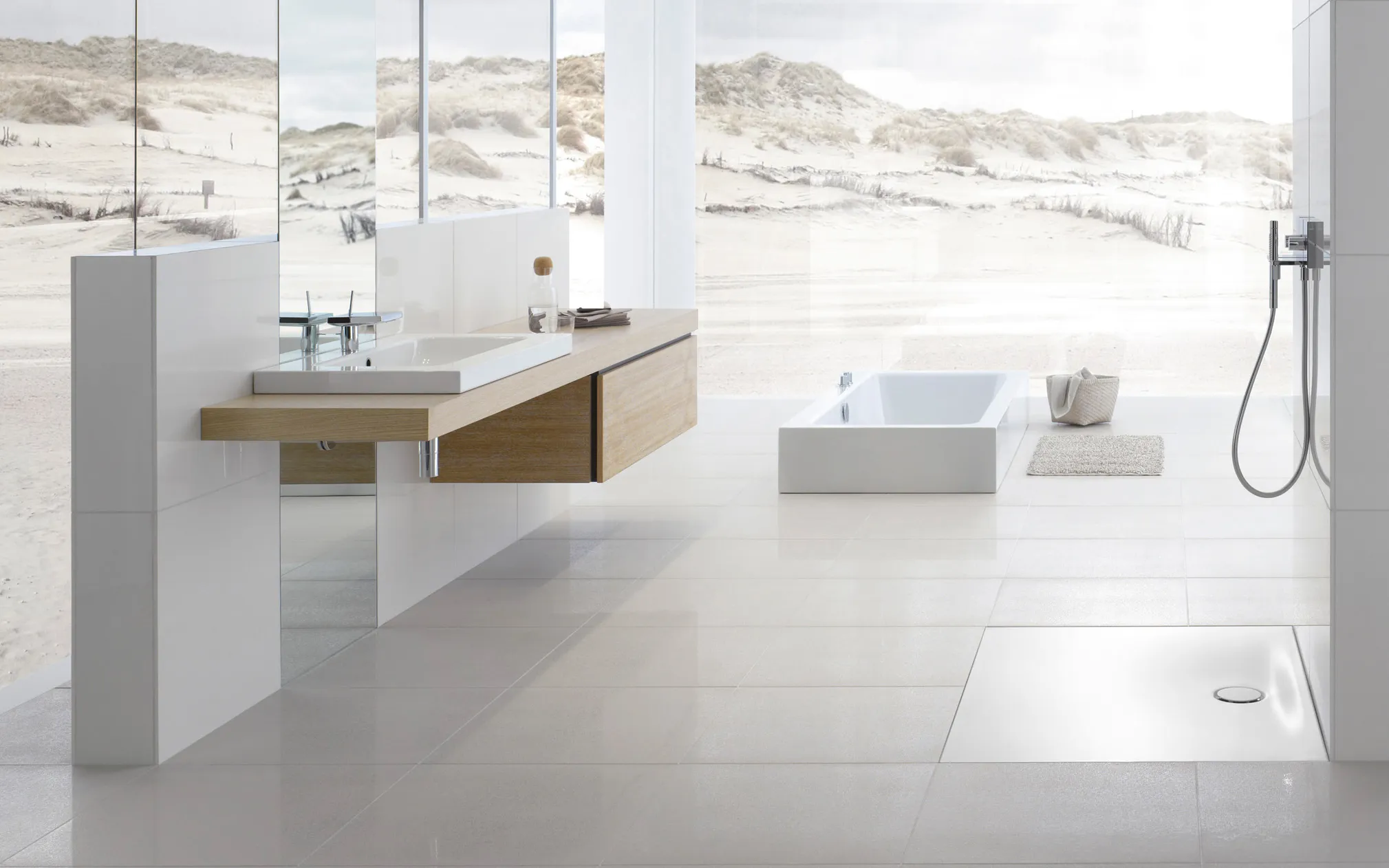 Ein Badezimmer mit der Duschtasse Floor von Bette.